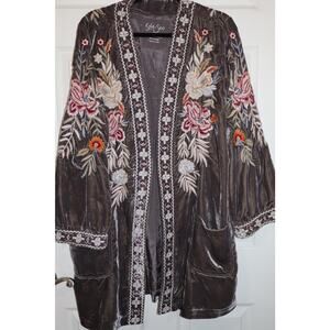 Kayla Seo size xxl embroidered velvet kimono NWOT